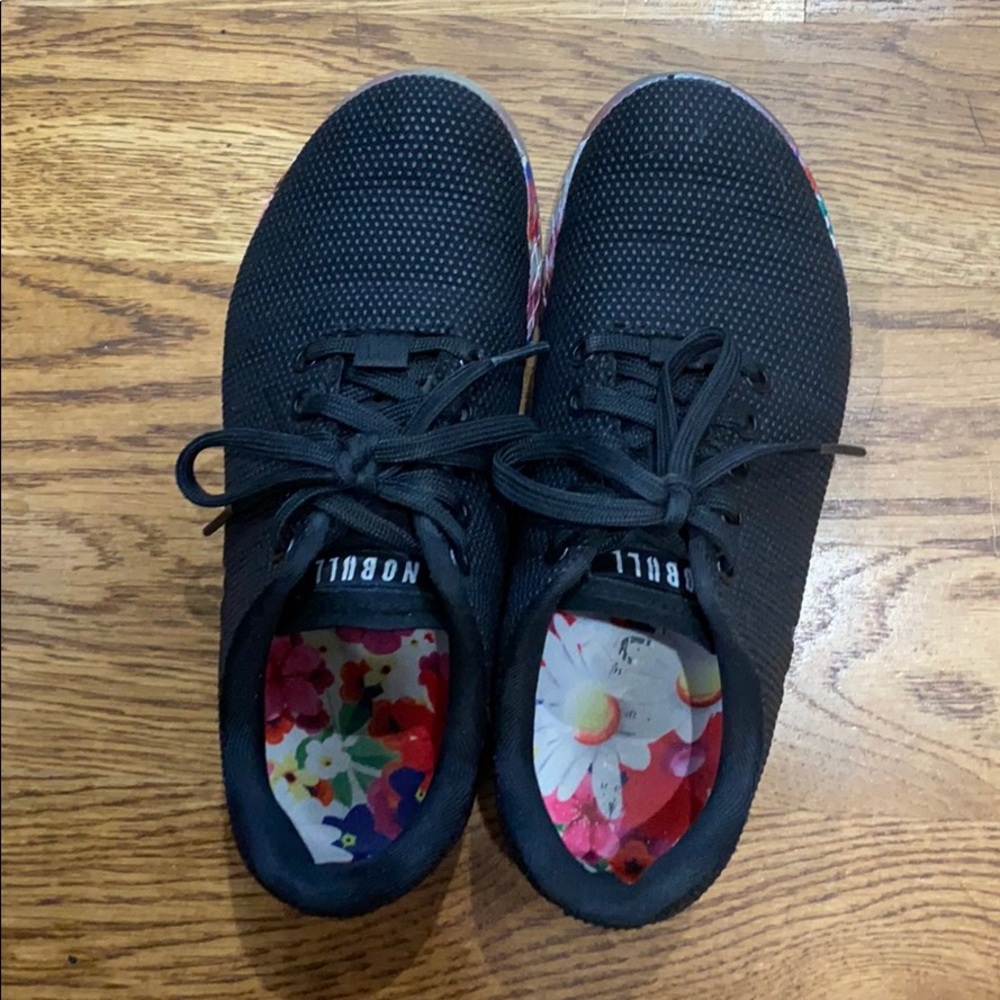 No Bull Floral Trainers 6.5